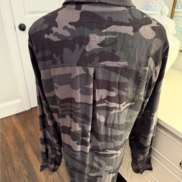 Rails Hunter Camo Button Down Shirt-W7 - Picture 4 of 6